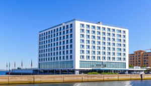 Radisson Blu Rostock hotell – läge, ägare & historia